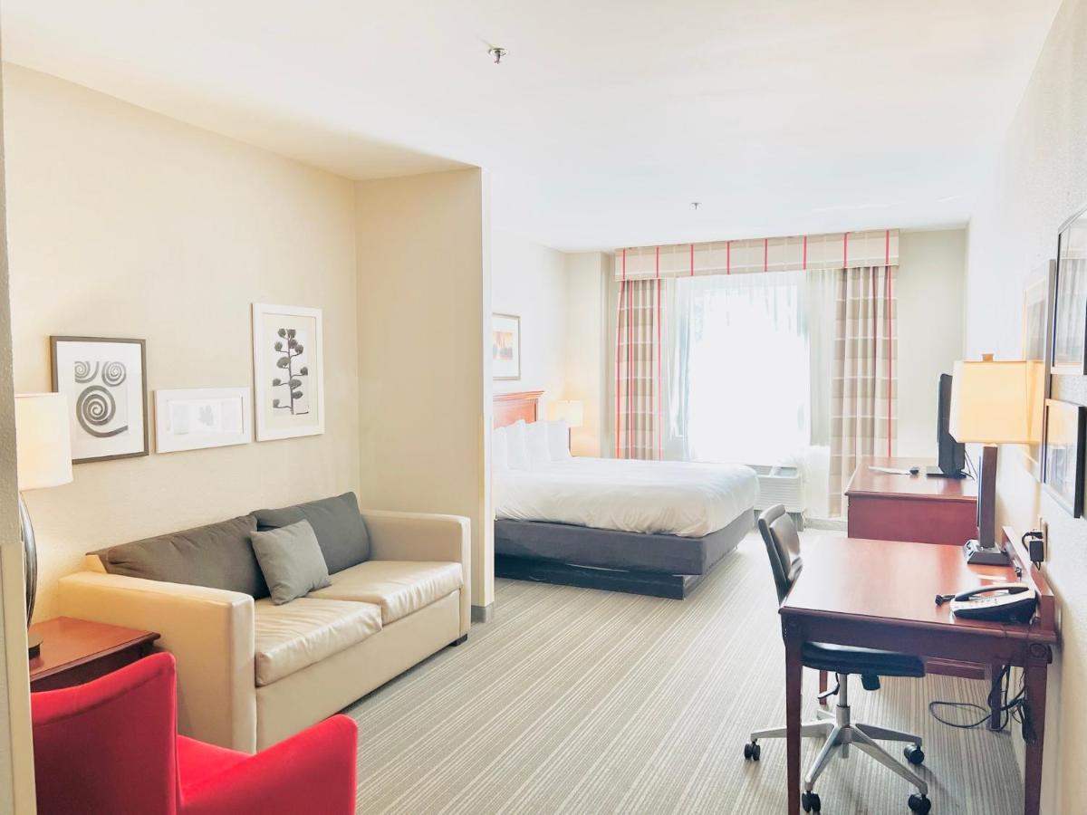Country Inn & Suites By Radisson, Emporia, Va Dış mekan fotoğraf