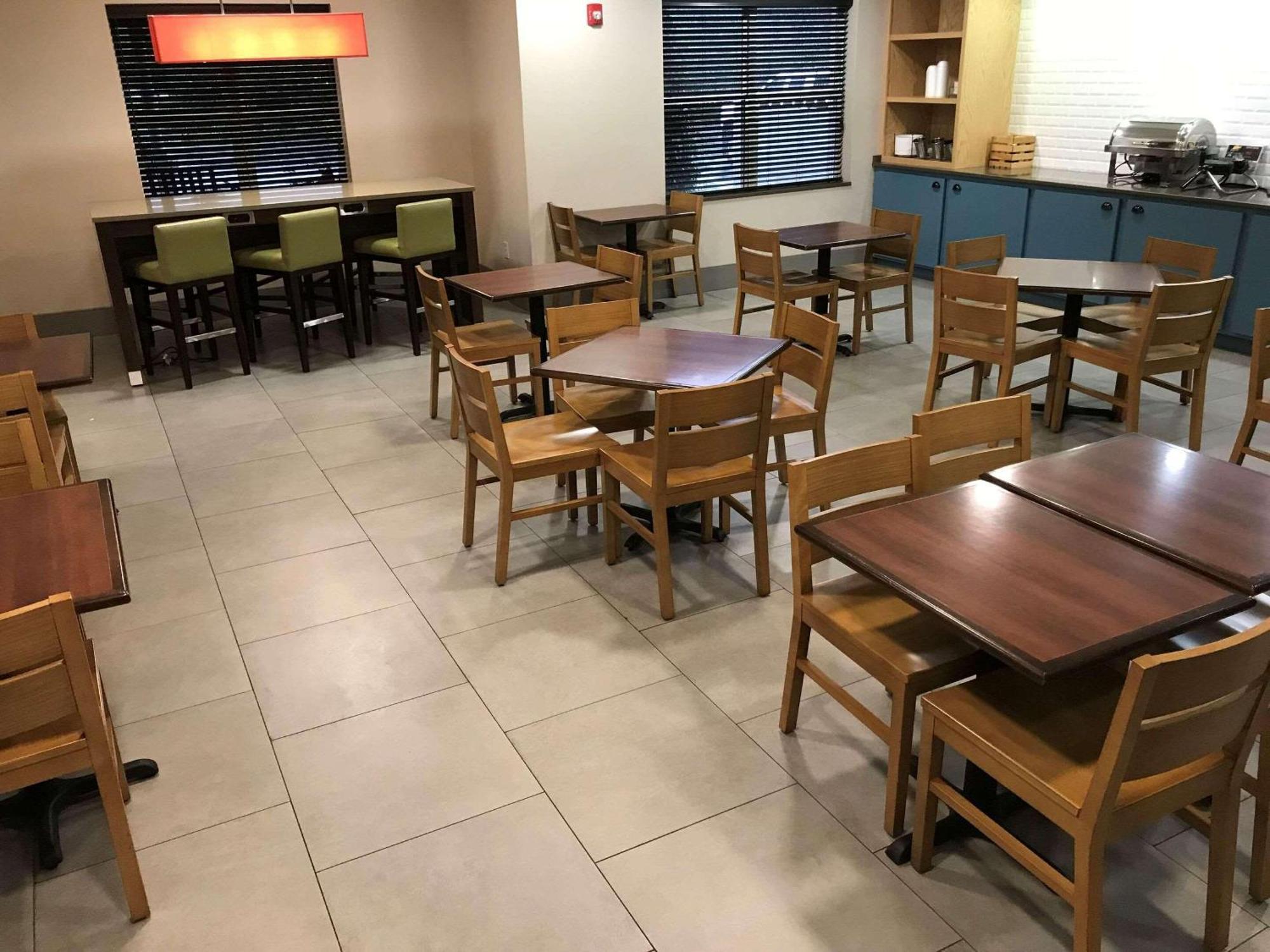 Country Inn & Suites By Radisson, Emporia, Va Dış mekan fotoğraf